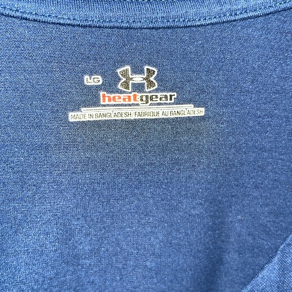 Under Armour Tee - Picture 3 of 5